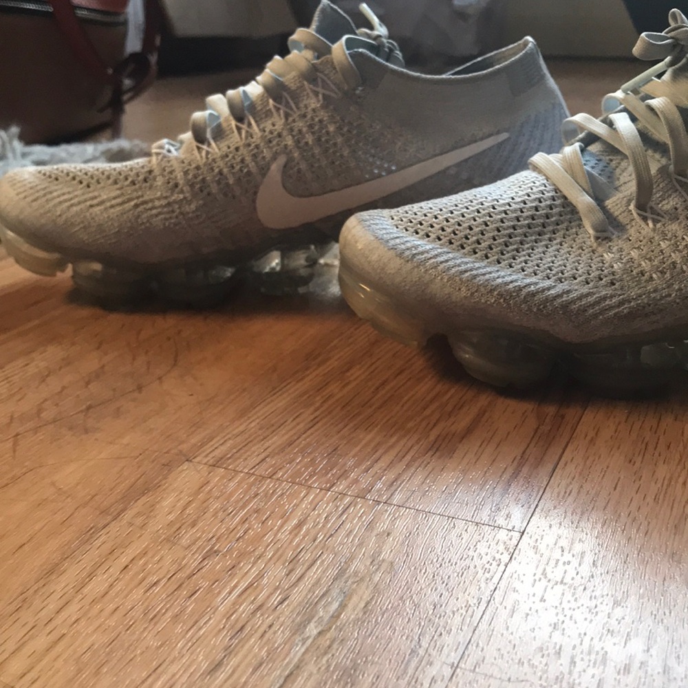 Nike air vapormax flyknit platinum white/ grey